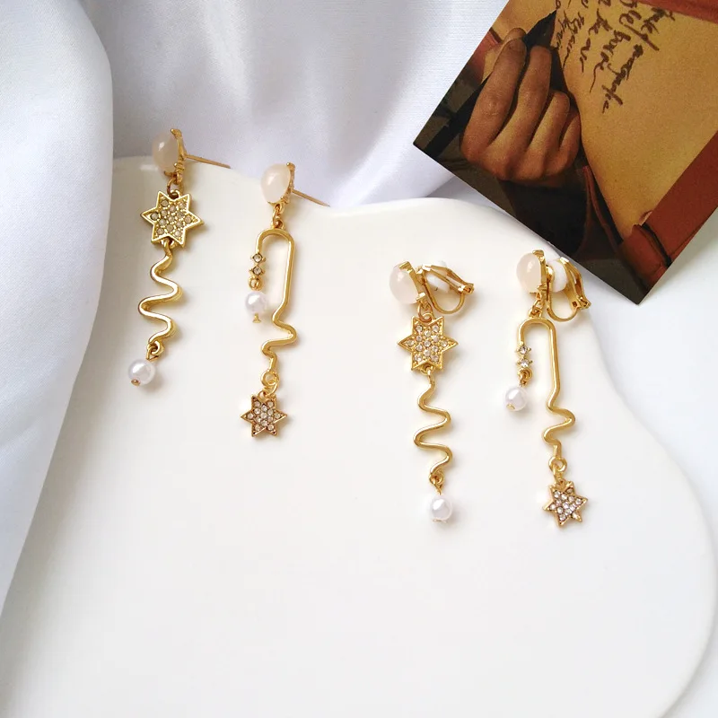 

Korean Similated Pearls No Ears Hole Earrings Creative Irregular Line shinny Star Clip Earrings Without Piercing For Women Girls