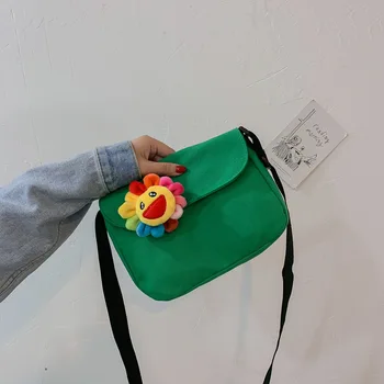 

Small Fresh Sun Flower Messenger Handbags Female Tide Wild Bag Japanese Girl Shoulder Street Beat Canvas Polyester Messenger Bag