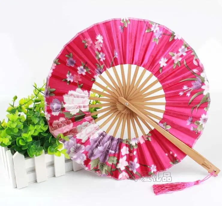 Japanese Style Charming Floral Print Spun Silk Bamboo Hand Fan in Gift bag and Tassel Wedding Party Supplies | Дом и сад