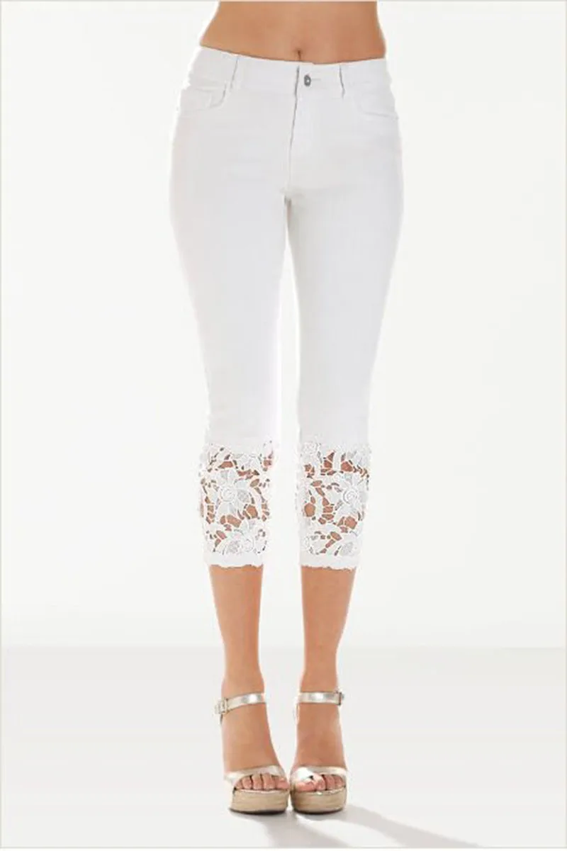 Облегающие женские летние брюки с вышивкой и кружевами, обтягивающие женские Капри, джинсы до колена, джинсовые шорты, джинсы стрейч размера плюс - Цвет: White