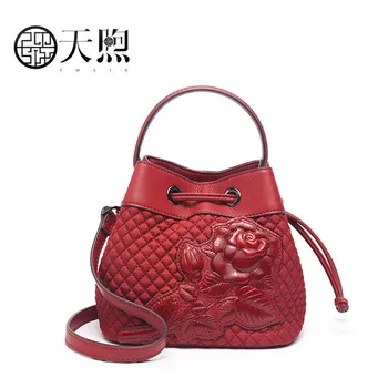 

Pmsix nylon cloth embossed bucket bag female 2019 new fashion national wind shoulder Messenger bag Designer bag female