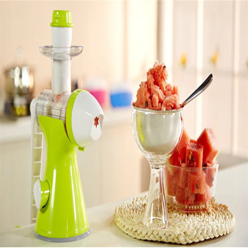 Mini Household Juice Maker Low Noise Easy Washable Portable Plastic Manual Hand Crank Juicer Ice