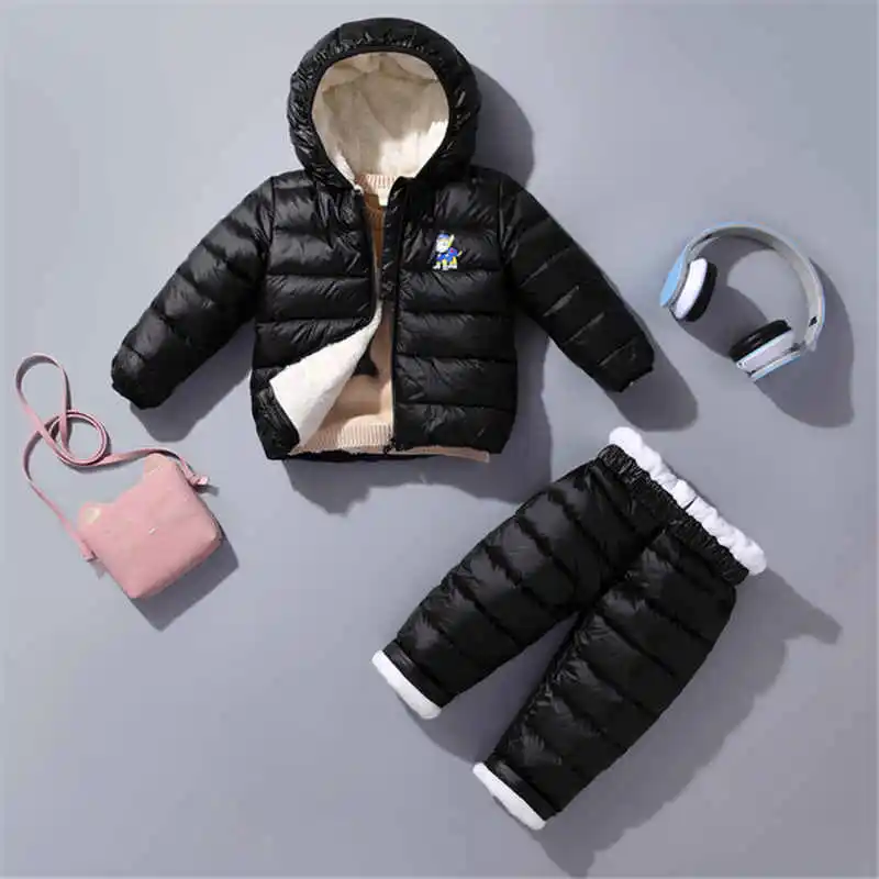 

Bibicola 2018 winter new down jacket suit children plus velvet jacket + pants 2 pieces children's sportswear sets