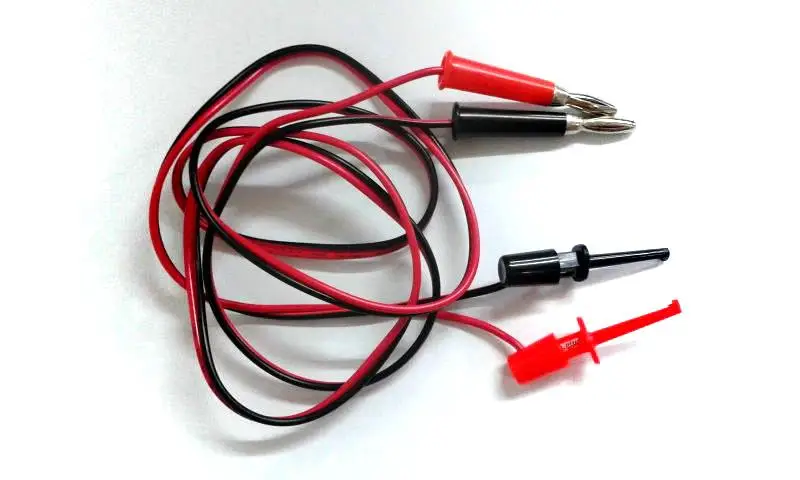 

1Set 1M Test Hook Clips Probe to 4MM banana plug Leads for Digital Multimeter