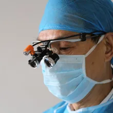 Тао стоматологического оборудования Китай 2.5X увеличительное голову лупы стоматологическое лабораторное оборудование