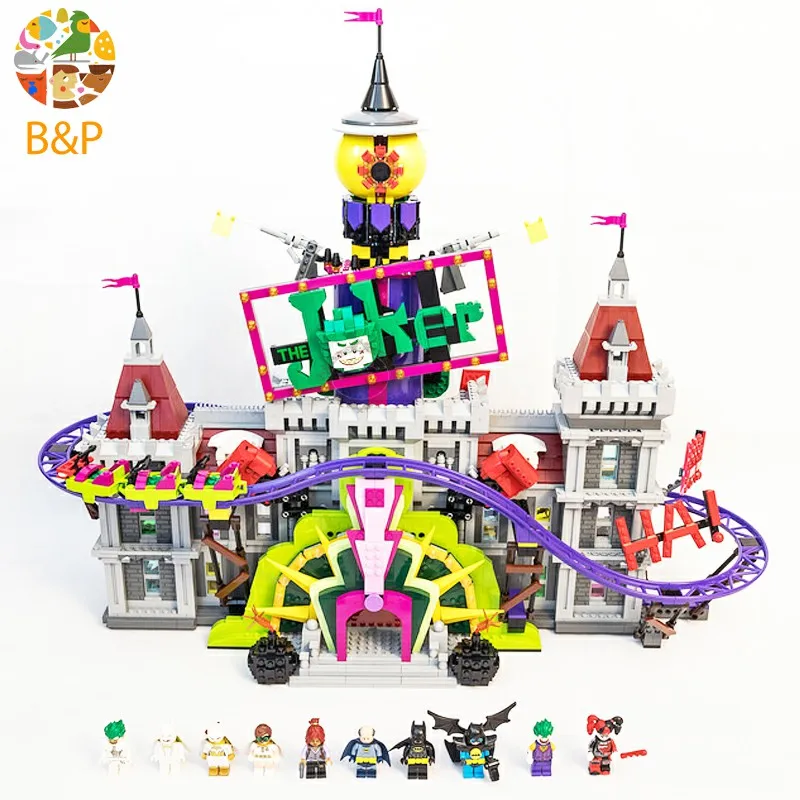 

2018 NEW 07090 3857pcs Batman super hero series The Joker Manor Building Block Set Brick Toys For Children 70922 Gift