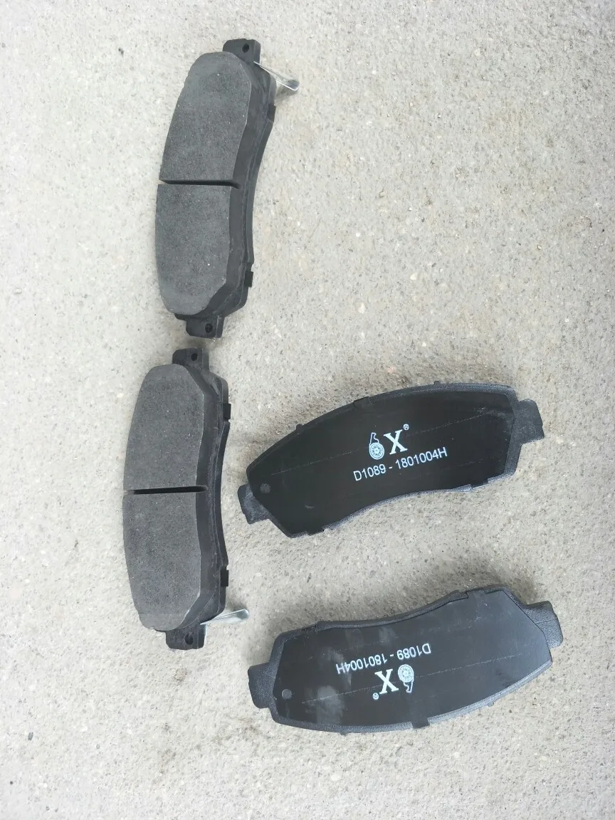 Car Brake Pads Set Front / Rear Brake Pads Set For Chinese HAVAL H5 H6 SUV Auto car motor parts 3501115AKZ16B / 3502315XKZ16A 1pair/kit