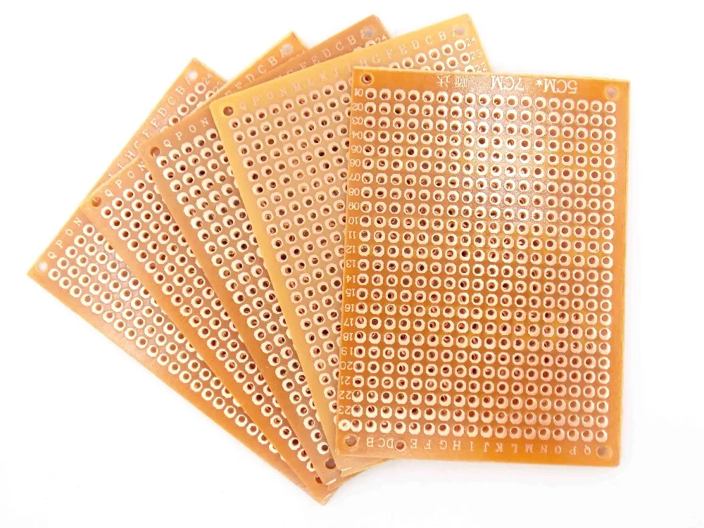 Universal circuits essay image