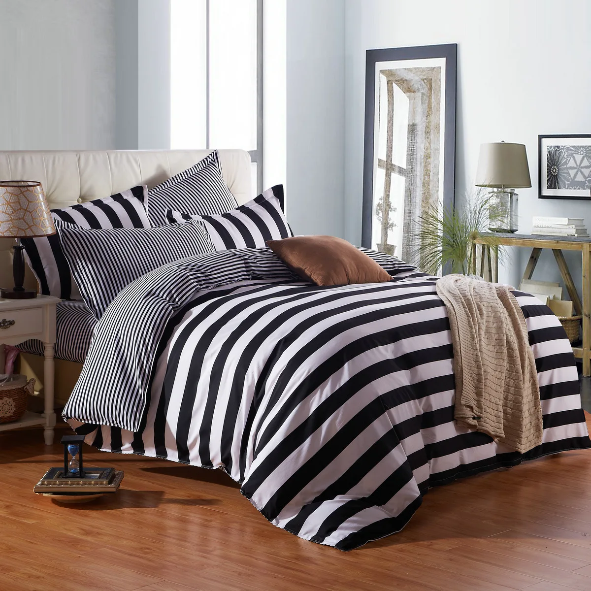 

2016 Fashion Home Textiles Full/Queen/King Black&White Plaid 4pcs Geometry Bedding Sets Bed Sheet + Duvet Cover +2Pillowcases