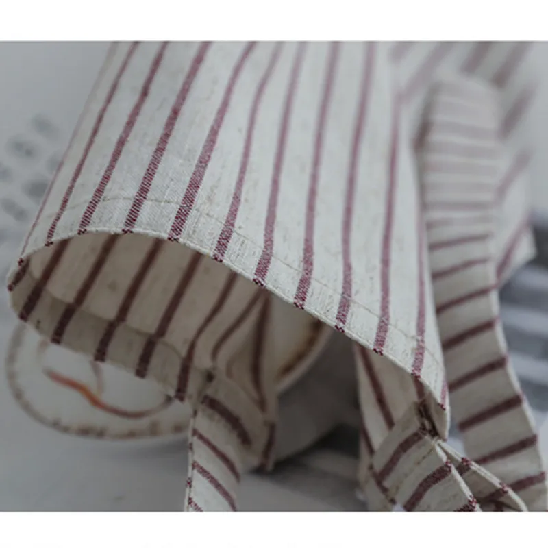 Striped Apron D28-10