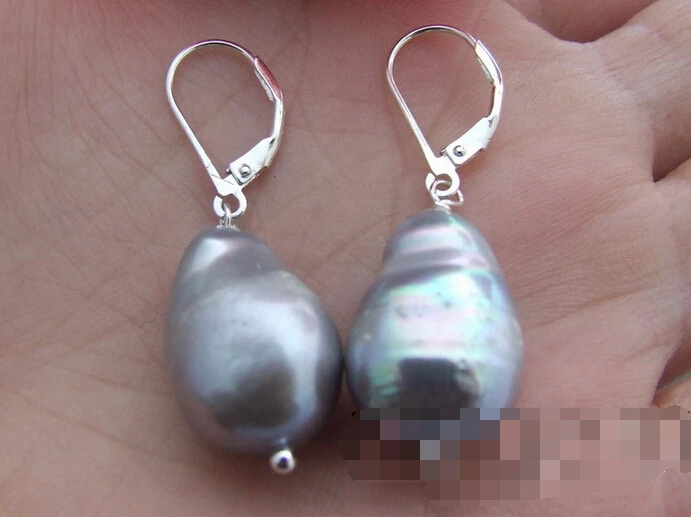 

free shipping 13286 Gray Nucleated Pearl Earrings