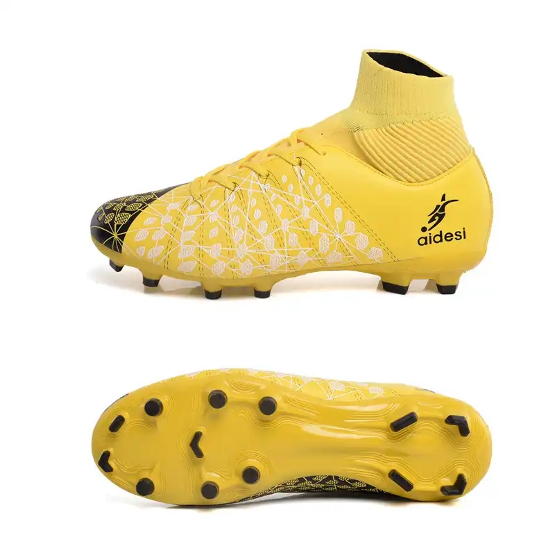 2018 football cleats