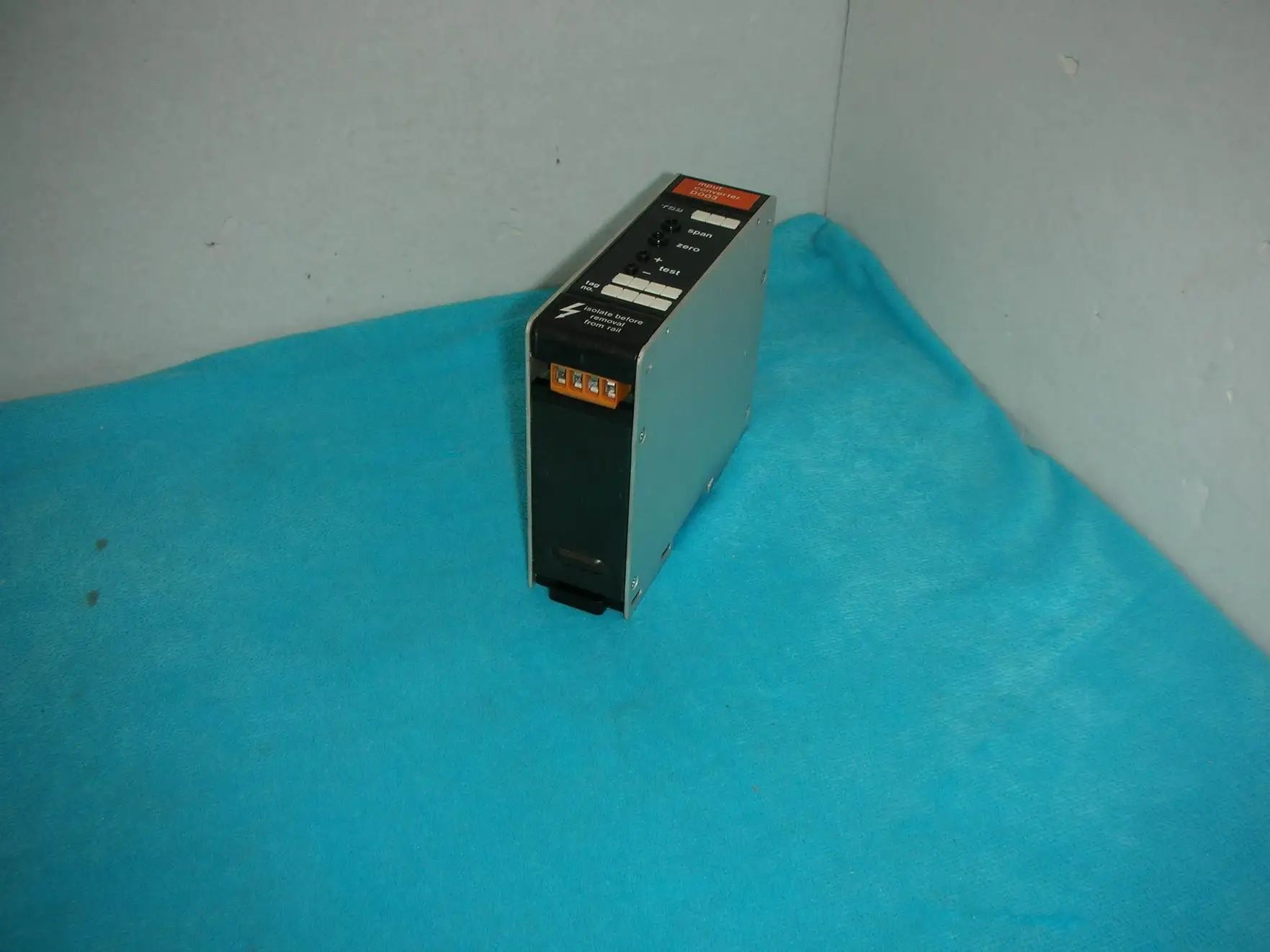 

1PC USED D003 EUROTHERM D003/V/ PRT100/0:200 /I29869