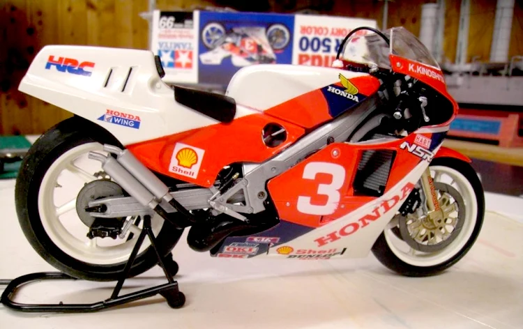 Модель Moto 1:12 Honda nsr500 мотоцикл 14099 модель buiding Наборы