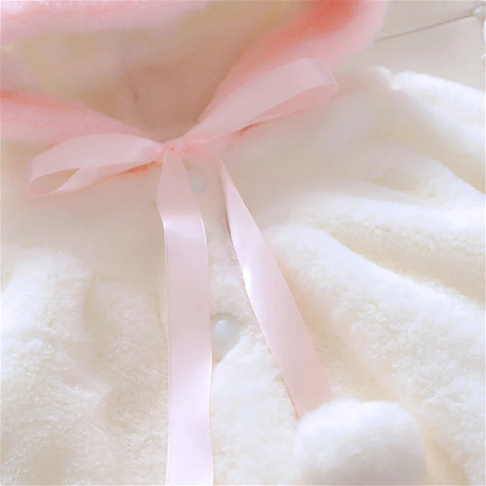 Новое зимнее пальто с милыми заячьими ушками для маленьких девочек, теплое мягкое пальто с капюшоном, Куртка розовая одежда принцессы для детей от 0 до 24 месяцев