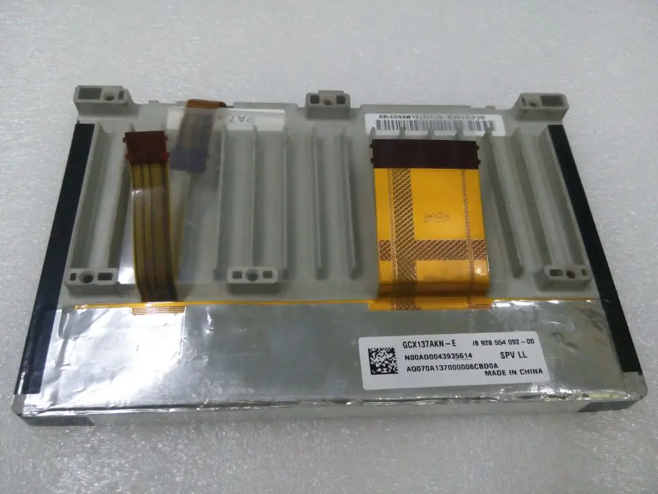 

GCX137AKN-E ЖК-дисплей
