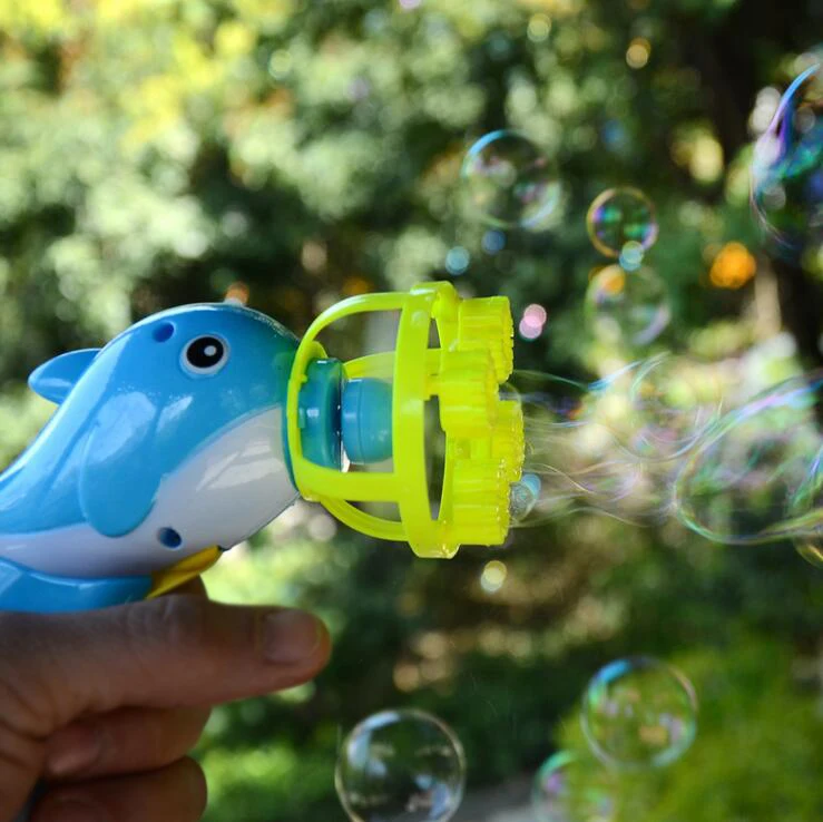 Blow Gun Toy Children Bubble Soap Bubble Dolphin Fan Water Blowing Maker Machine Kids Boy Girl Toy Beach Outdoor 2021 blow gun toy children electric bubble soap camera water blowing maker machine kids boy girl toys beach outdoor cartoon 2021