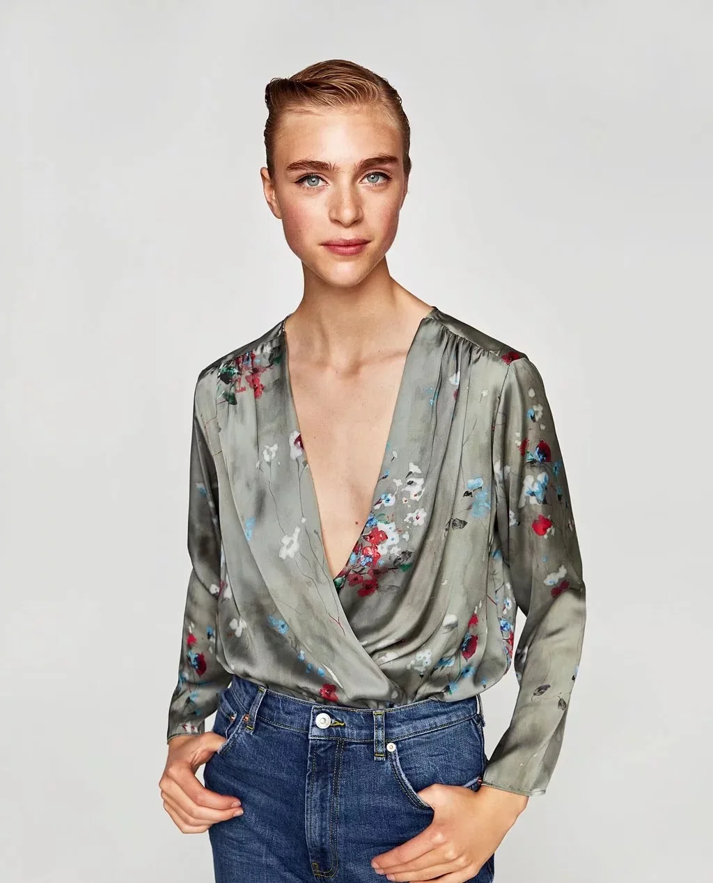 

Fashion New Arrival Hot A0901F5 autumn new only 694 # l v-neck shirt