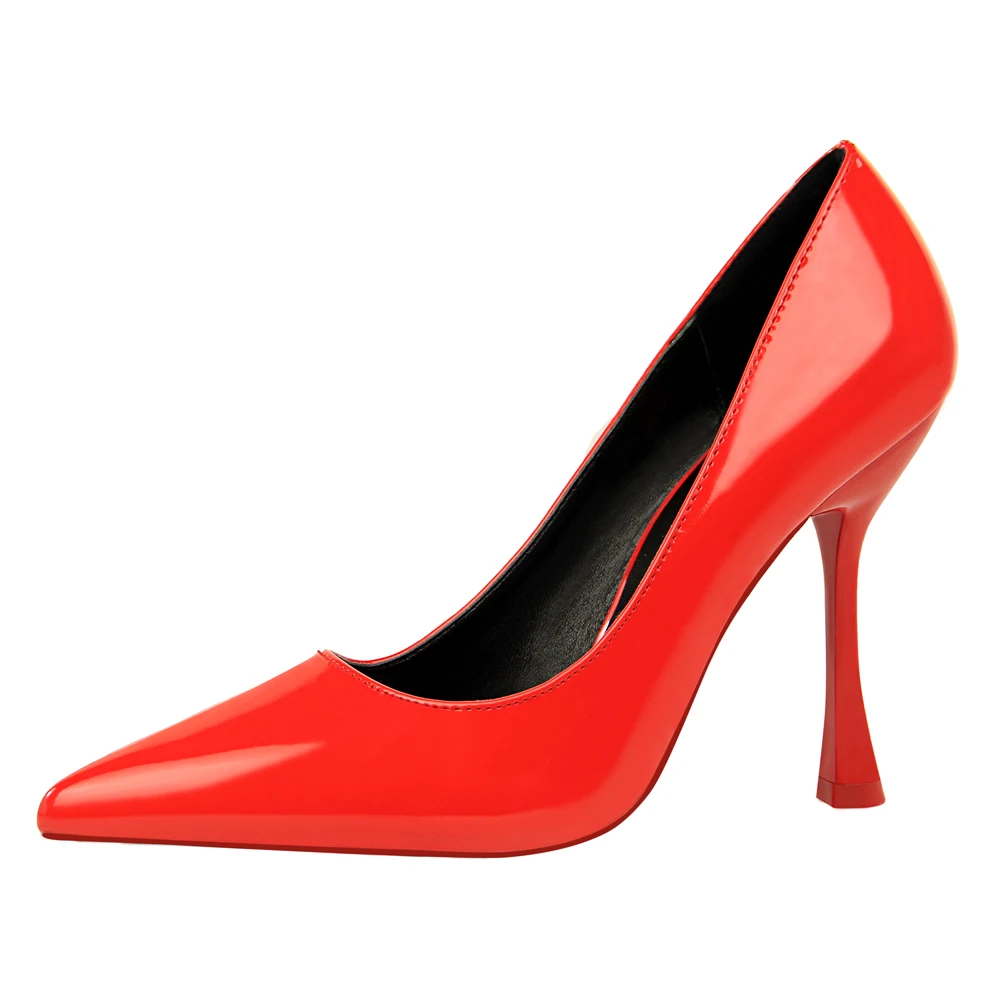 high heels black red