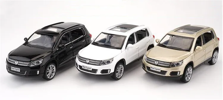 Best selling 1:32 Tiguan alloy model,simulation sound and light pull back off-road SUV Diecasts&Toy Vehicles model,free shipping