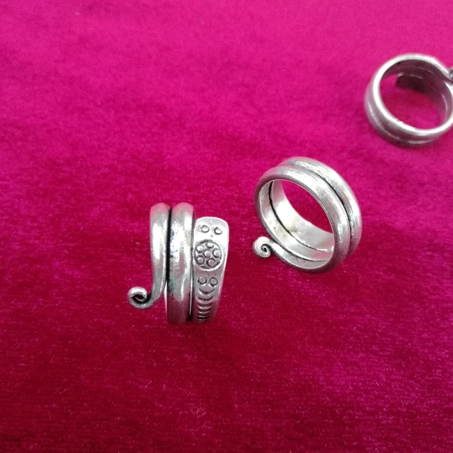 

Vintage folk style jewelry original Miao Miao handmade silver ring