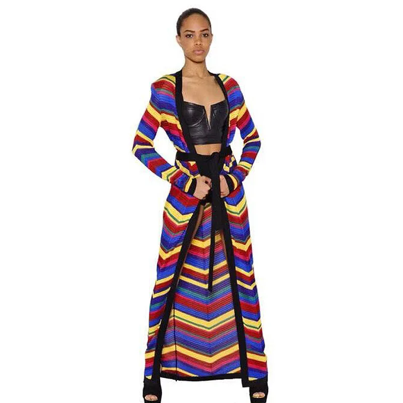 

New 2018 in Europe detonation model of beautiful beautiful colour stripe belt with long mesh knitted cardigan coat