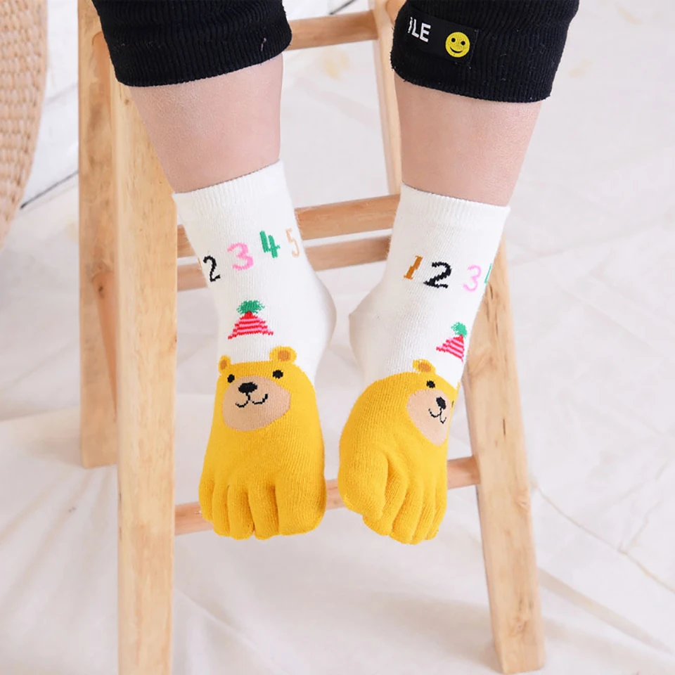 Новых детей пять пальцы рук и ног носки Носки с рисунком медведя из мультика для мальчиков и девочек, Kawaii, Колготки чулочно-носочные изделия из хлопка, теплые, милые, миленькие в японском стиле(«Детские носки подарок на день рождения От 3 до 12 лет