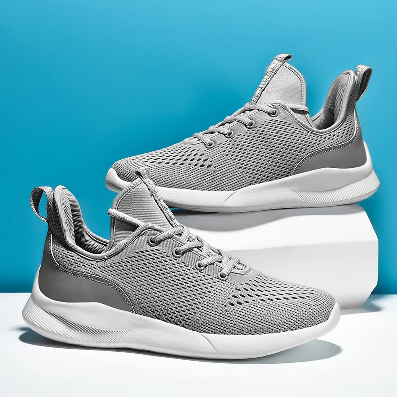 

2019 Plus Size 48 men sneakers black trainers Comfortable designer adult summer fashion Mesh Breathable men shoes casual C4
