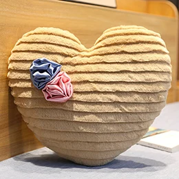Brown heart Луна Звезда Сердце Корона Треугольник Форма плюшевая подушка мягкая декоративная набитая Подушка розовый коричневый белый 38 см - Цвет: Brown heart