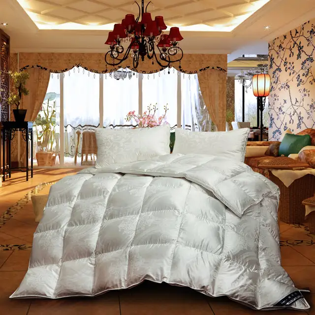 Hot White Grey Mixed Natural 95 Goose Down Comforter Grade A Silk