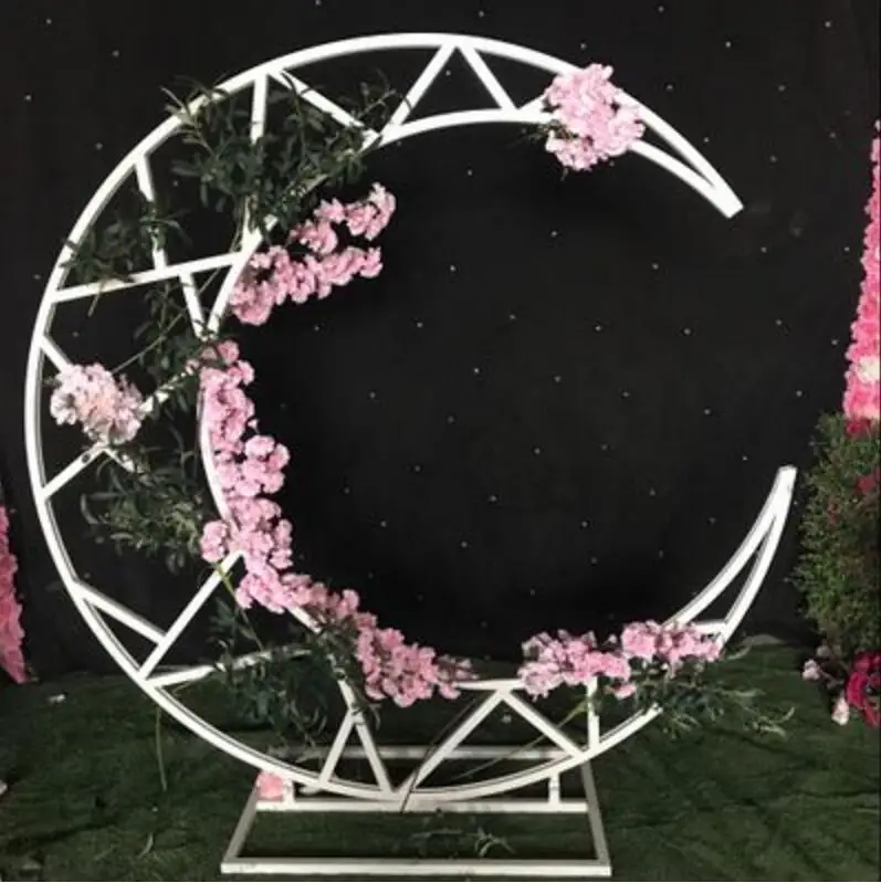 New wedding decoration props Moon iron arch decoration wedding background decoration props decoration crescent shelf