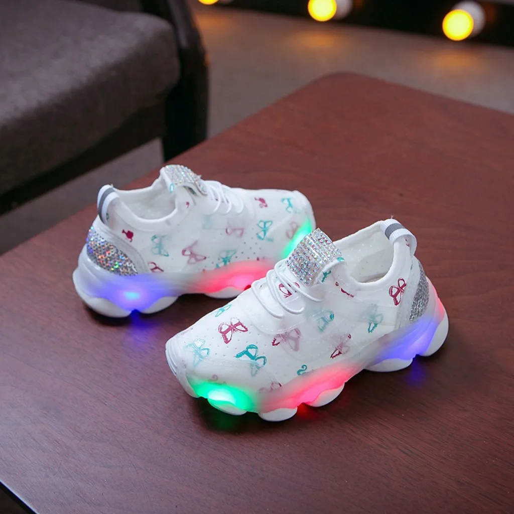 Новинка; детская обувь для мальчиков и девочек с бабочкой и кристаллами; Светодиодный свет; спортивные кроссовки; детская обувь; Дышащие Детские кроссовки; светодиодный