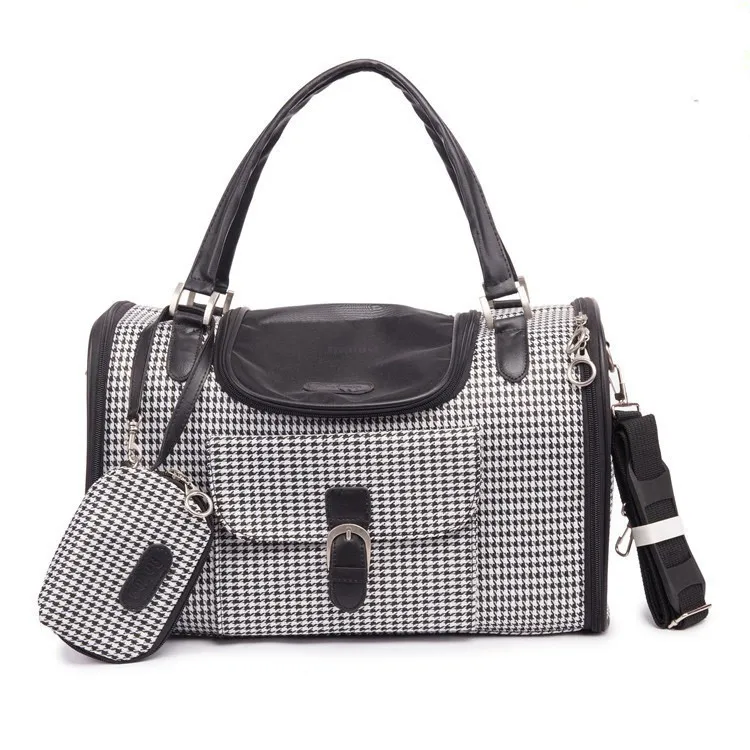 pet carrier