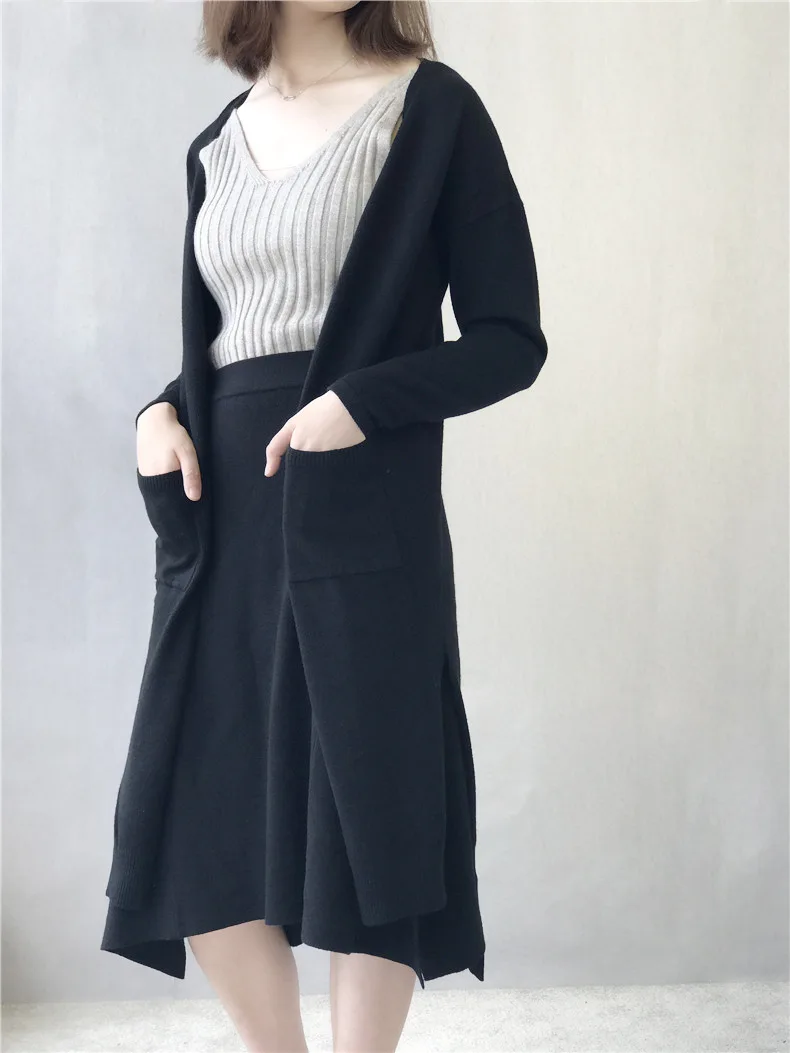 New Classic V-neck Solid Color Knit Cardigan Sweater Solid Color Full Sleeve Warm Autumn Casual Coat Sweaters Female