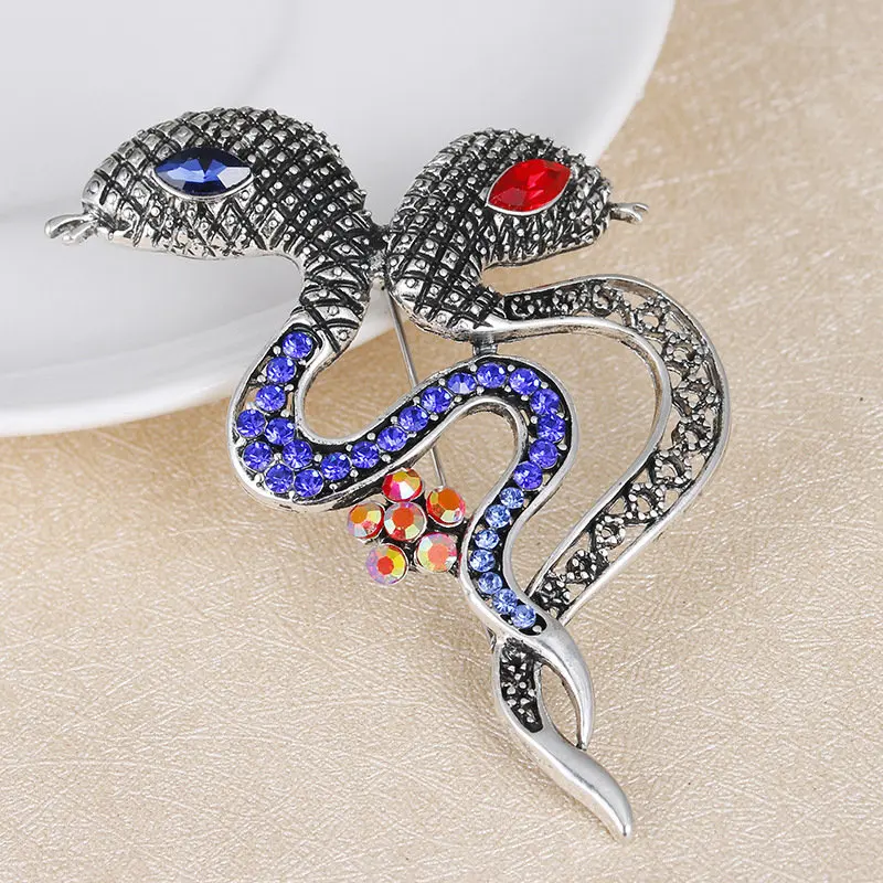 Брошь змея золотистая EZHEVIKA JEWEL 49223219 купить за 405 ₽ в интернет-магазин