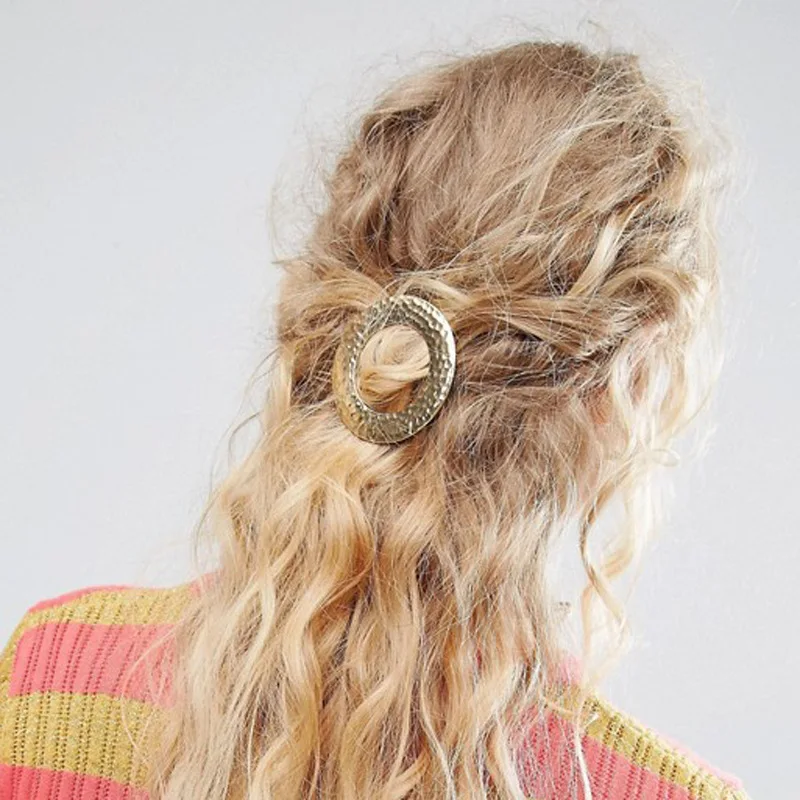 

New Style Simple Geometric Round Hollow Gold Color Hair Accessories for Women Fashion Simple Circle Hair Clip for Female 2019