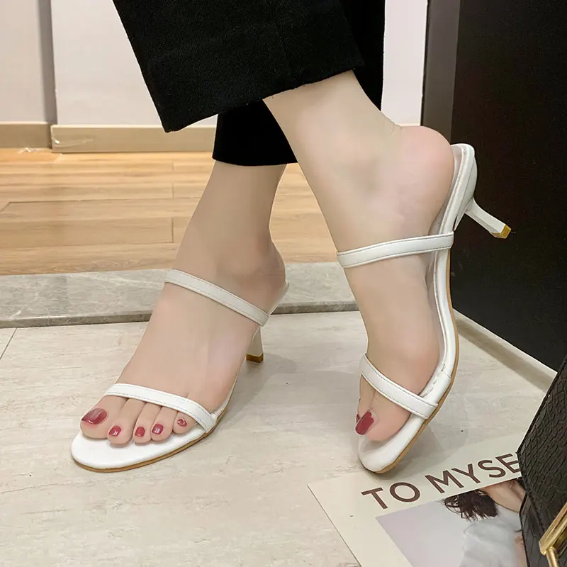 

Ladies Flip Flops Woman Shoes Luxury Women's Slippers 2019 Socofy Med Slides Flip-flops Designer New Soft Flat Sliders Scandals