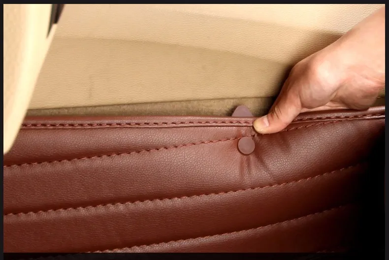 Car seat mats (3)