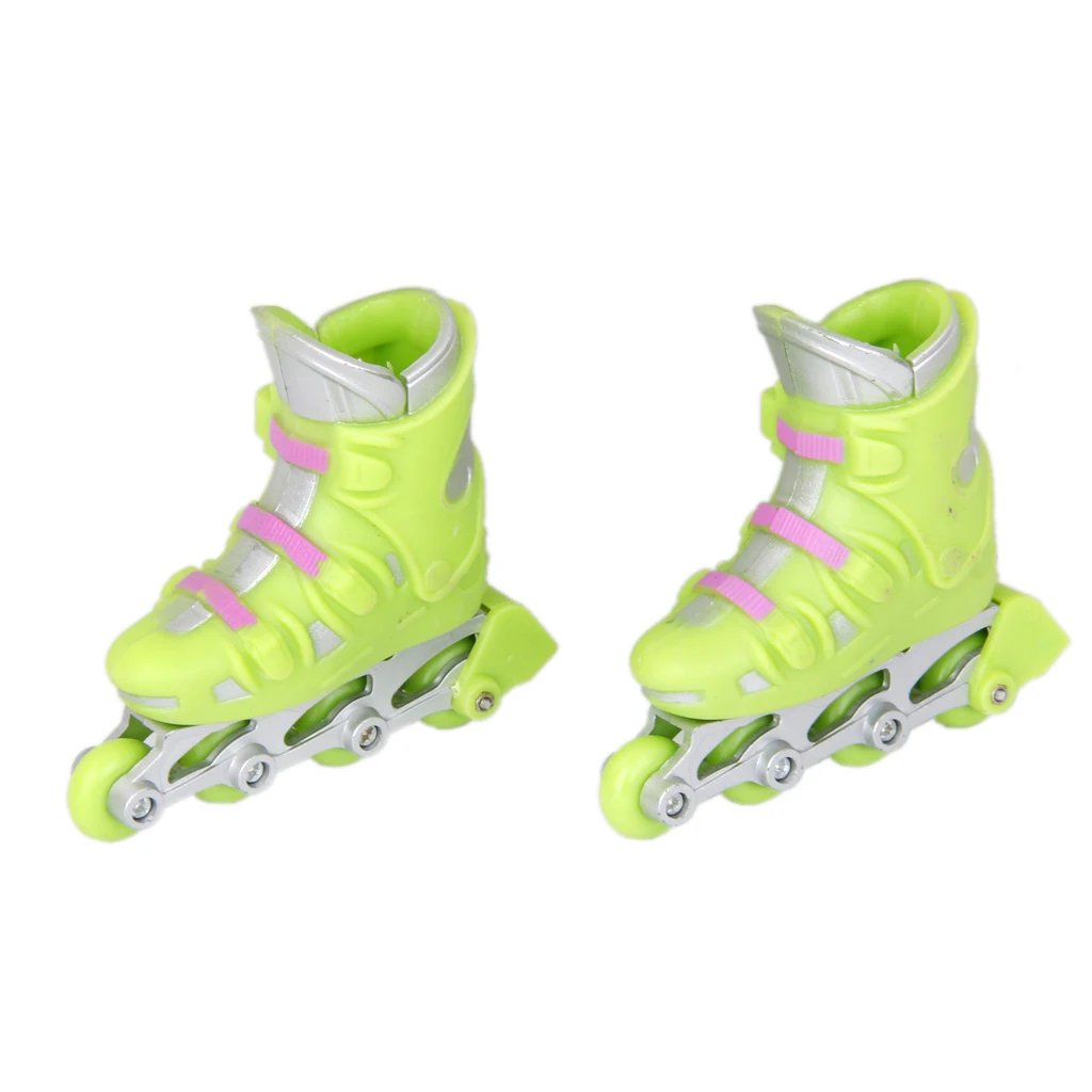 One Pair ABS Plastic Finger Roller Skates, Sport Games Kids Collectibles Gift, Doll Shoes Accessory Dollhouse Green