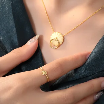 

Silvology 925 Sterling Silver Door Bolt Petal Rings Gold Original Design Circle Cute Rings For Women 2019 Fashionable Jewelry