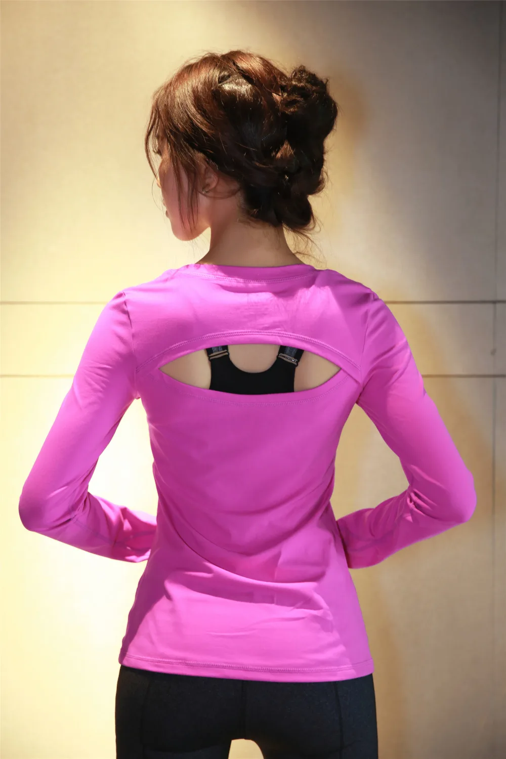 yoga pants and t shirt
