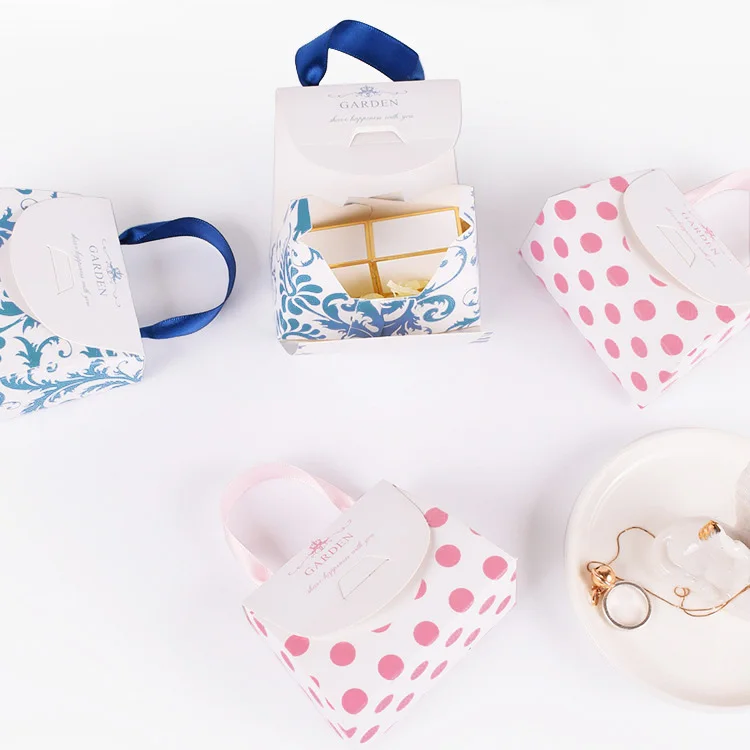 gift box (1)