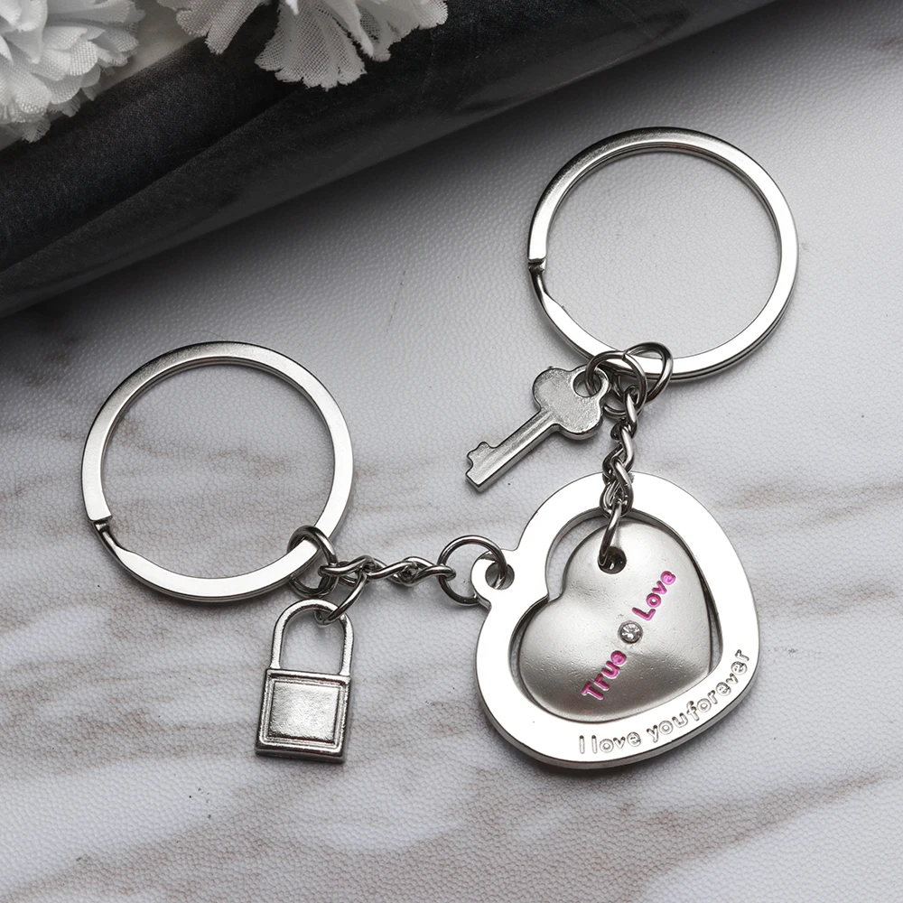 

1 Pair of Lovers Keychain Gift Love Heart Couple Key Chain Ring Keyring Keyfob Couples Partner Jewelry