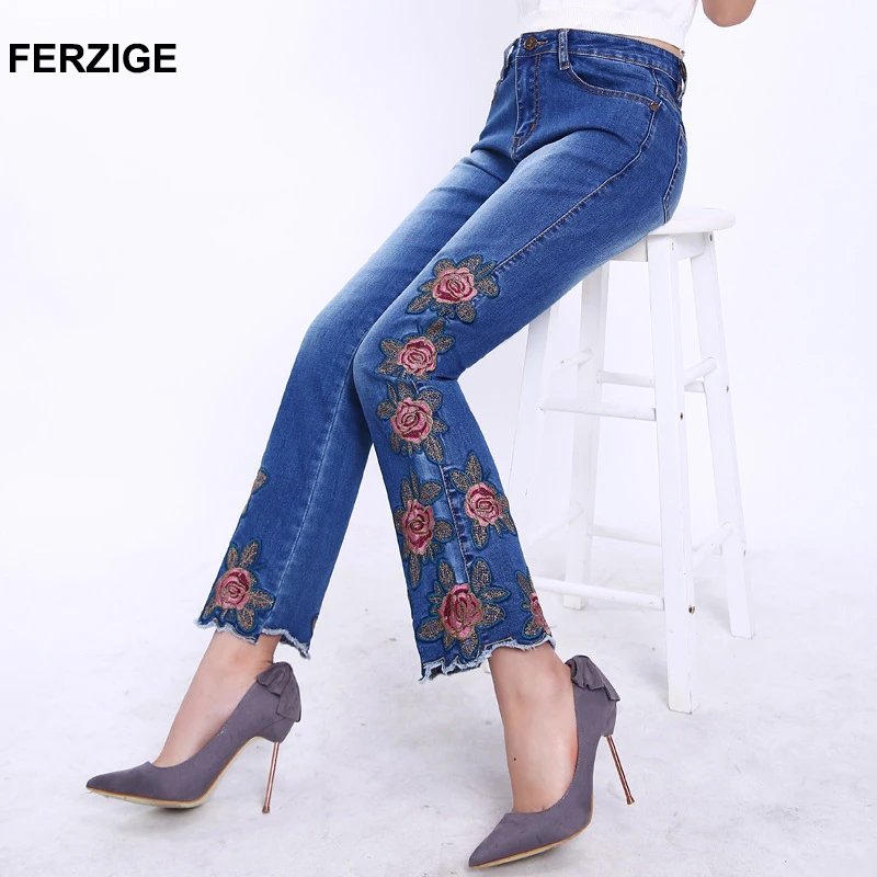 FERZIGE Donne di Modo Dei Jeans con Ricamo Floreale di Disegno Pantaloni  Svasati Campana Gonne e Pantaloni Boot Cut Slim Donna di Affari Sexy Delle  Signore 36|jeans with|jeans with embroiderydesigner women jeans -