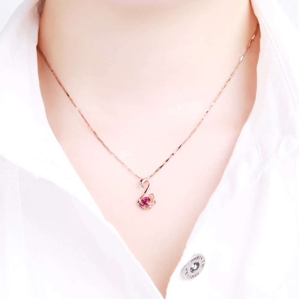 0.45CT красный турмалин драгоценный камень лебедь кулон 18K золото ювелирные изделия