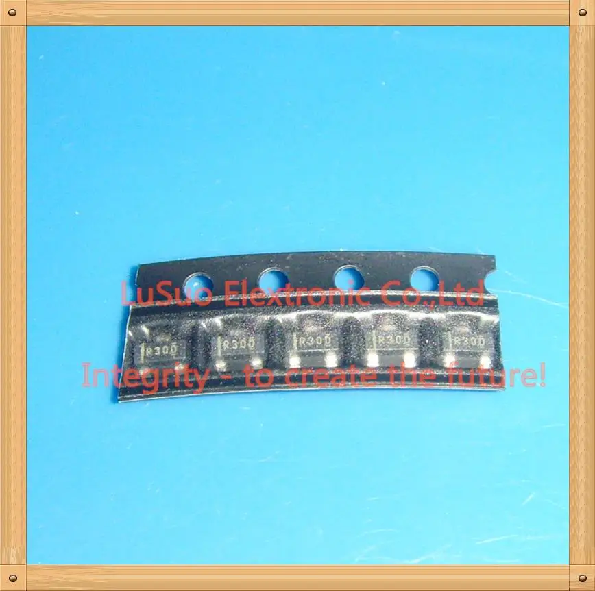 

10PCS REF3033AIDBZR REF3033 MARKING:R30D SOT23-3