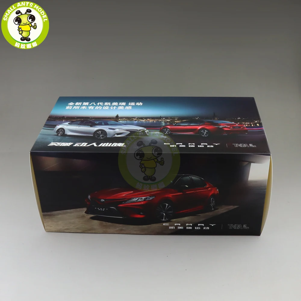 Новинка 1/18, Спортивная модель автомобиля Camry 8-го поколения, игрушки для детей, коллекция подарков, белый с черным верхом