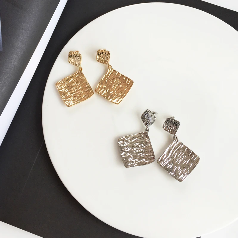 

Free Shipping Hammered Geometric Alloy Stud Earring