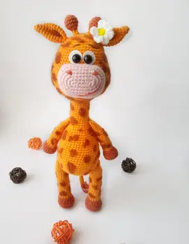 

crochet toys amigurumi handmade rattle giraffie model number DXB0010