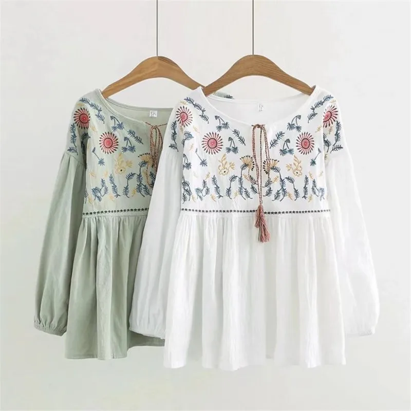 

Ethnic shirt 2019 mori girls autumn spring Bohemian hippie long sleeve o neck green white embroidery blouse blusa top